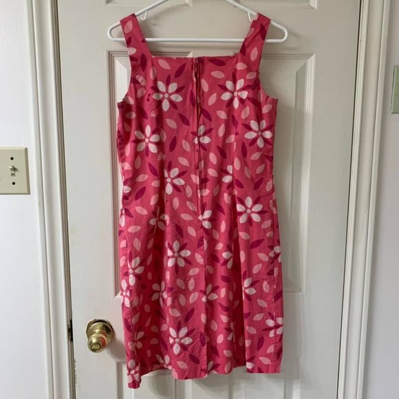 🌷3 for$25🌷Reitmans, US 7 (Juniors), Pink Retro Floral Zipper Sleeveless Dress - Picture 4 of 8